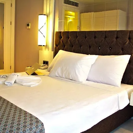 Coezel Sare מלון 3*