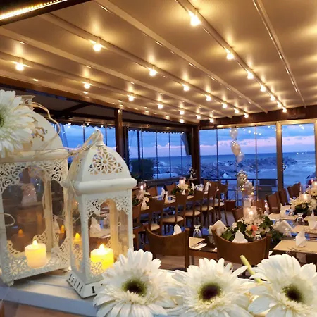 Coezel Sare מלון 3*