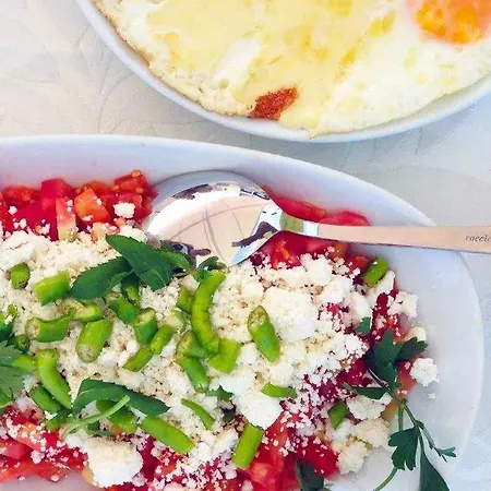 מלון Coezel Sare 3*