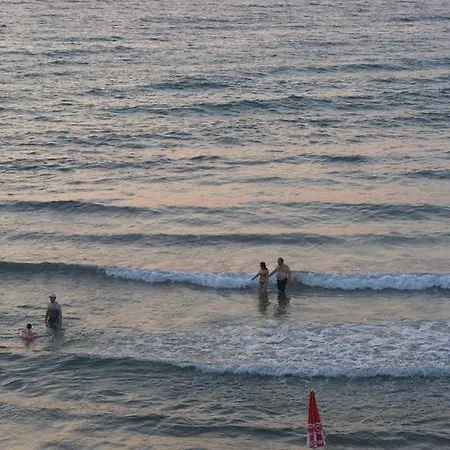 Coezel Sare Hotel 3*