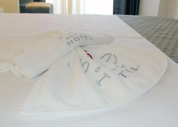 Coezel Sare Отель